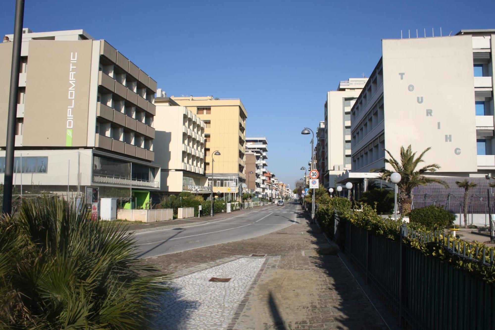 Hotel Diplomatic Bellaria-Igea Marina Exterior photo